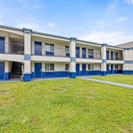 Days Inn By Wyndham Mckinney-2